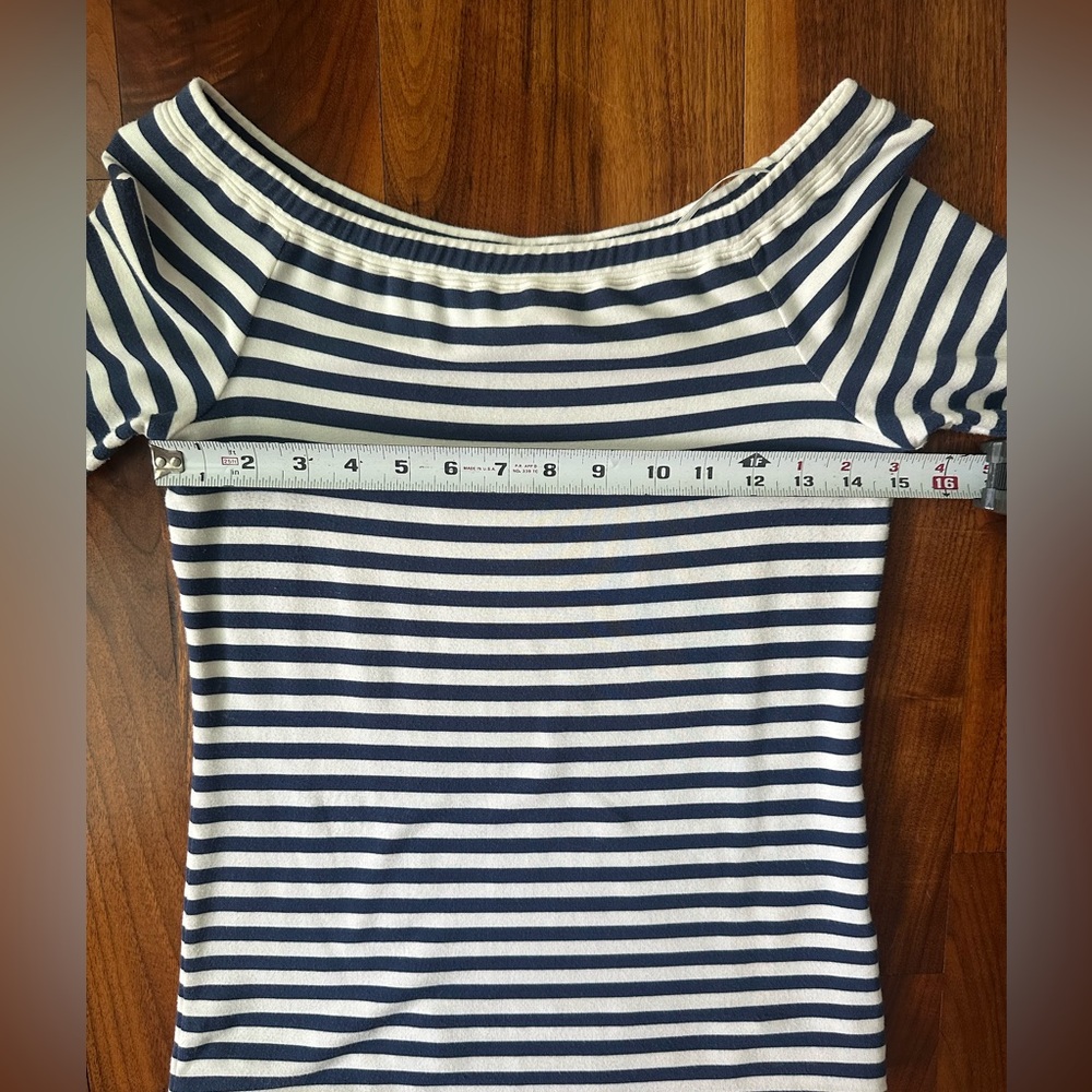 Club Monaco Blue and White Striped Bethshiba Top; Size XS - Picture 6 of 14
